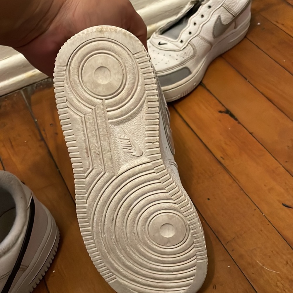 Air Force 1 - Picture 9 of 9